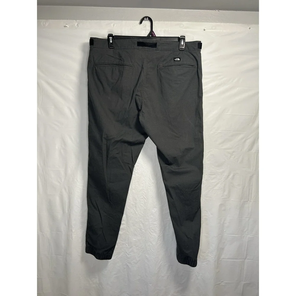 The North Face Pants Men's‎ 39x30.50 Gray Ripstop Cargo Hiking Gorpcore Belted